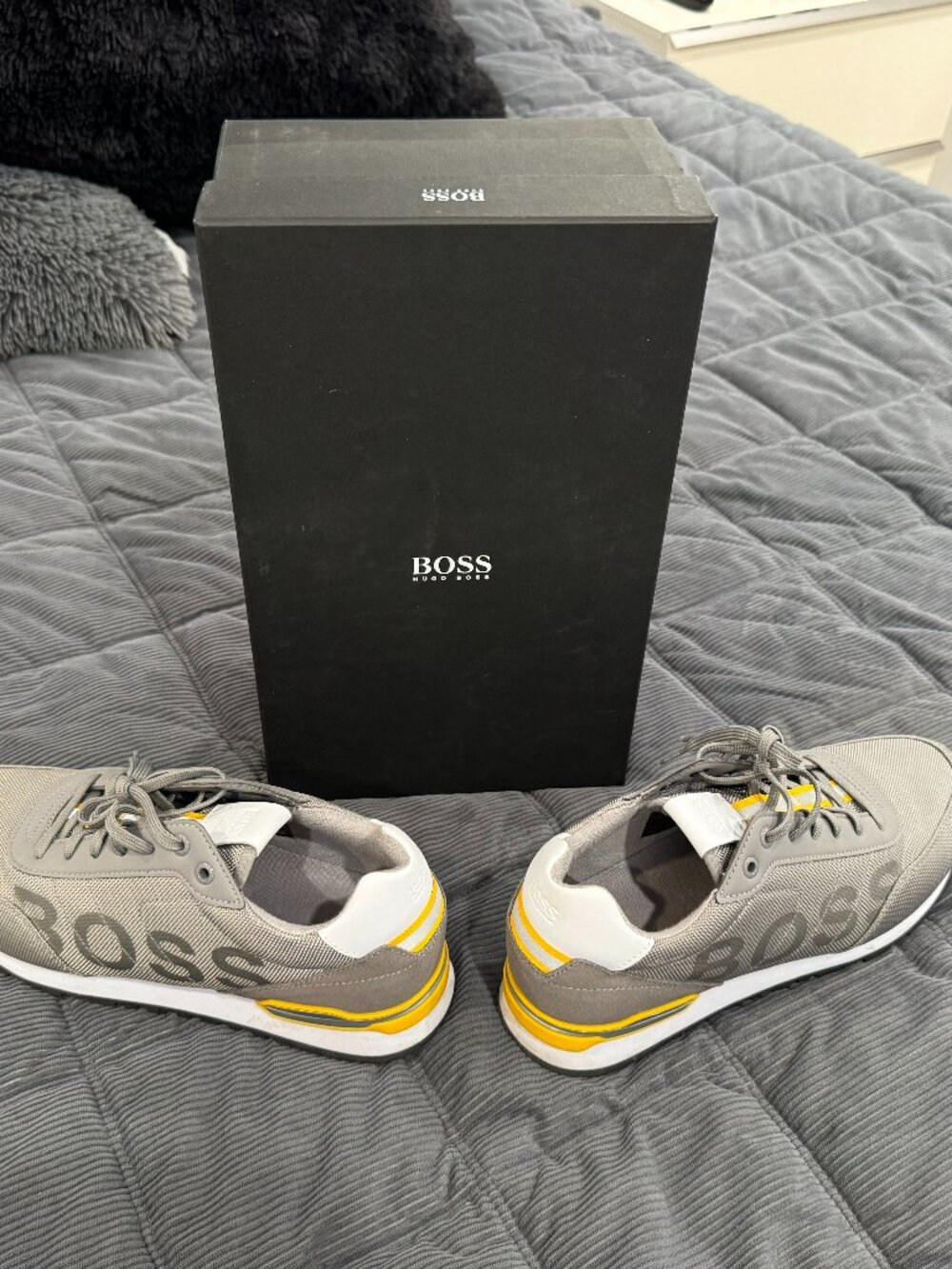 Hugo Boss meduim Grey parkour sneakers